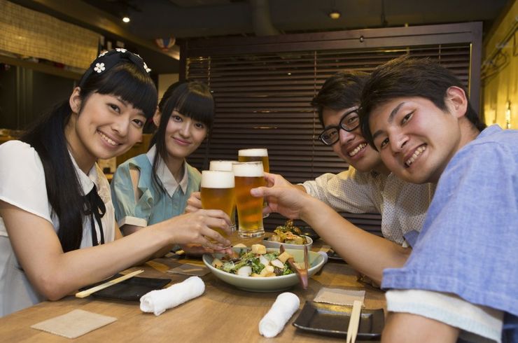 にぎやかなお客さん